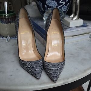 Authentic Christian Louboutin Python Dark Grey So Kate Women's Heels Size 37.